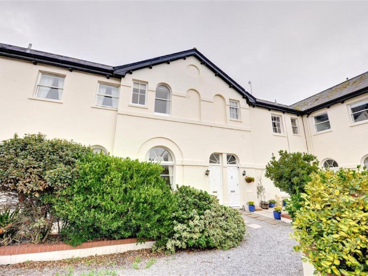 Kemp Town Mews - Parking - By Brighton Holiday Lets